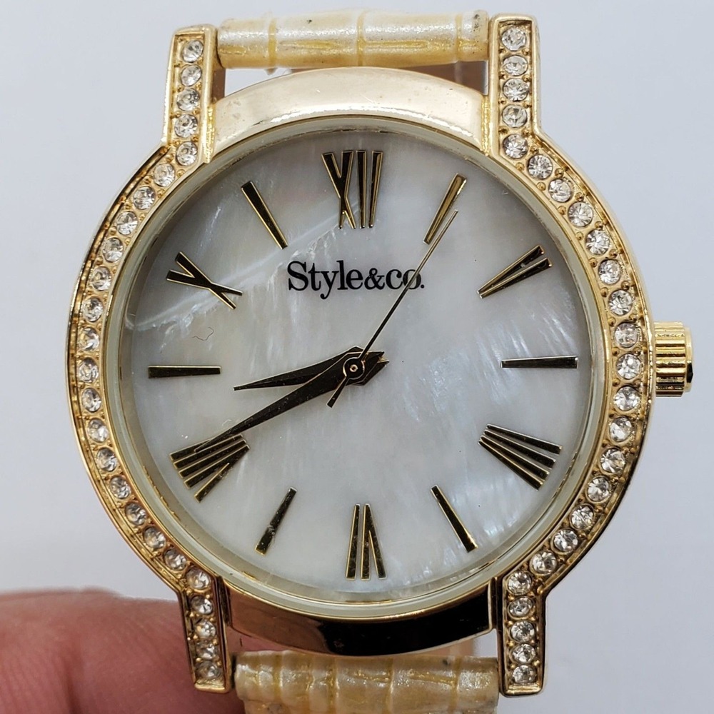 Style Co Women Watch 35MM MOP Dial Cream Leather Bands Up to 6.5" New Battery